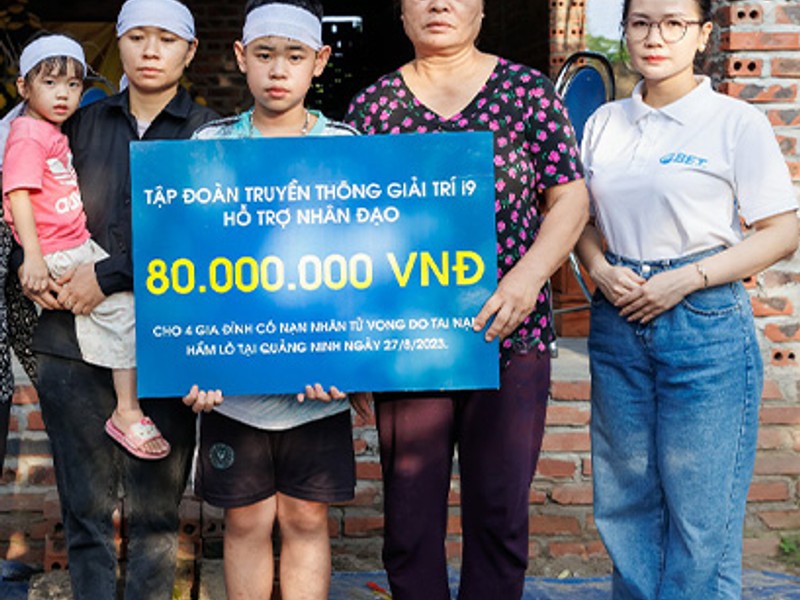 Bảng tỷ lệ cược với nhiều loại kèo khác nhau và một phiếu cược minh họa, thể hiện sự đa dạng lựa chọn tại SV368